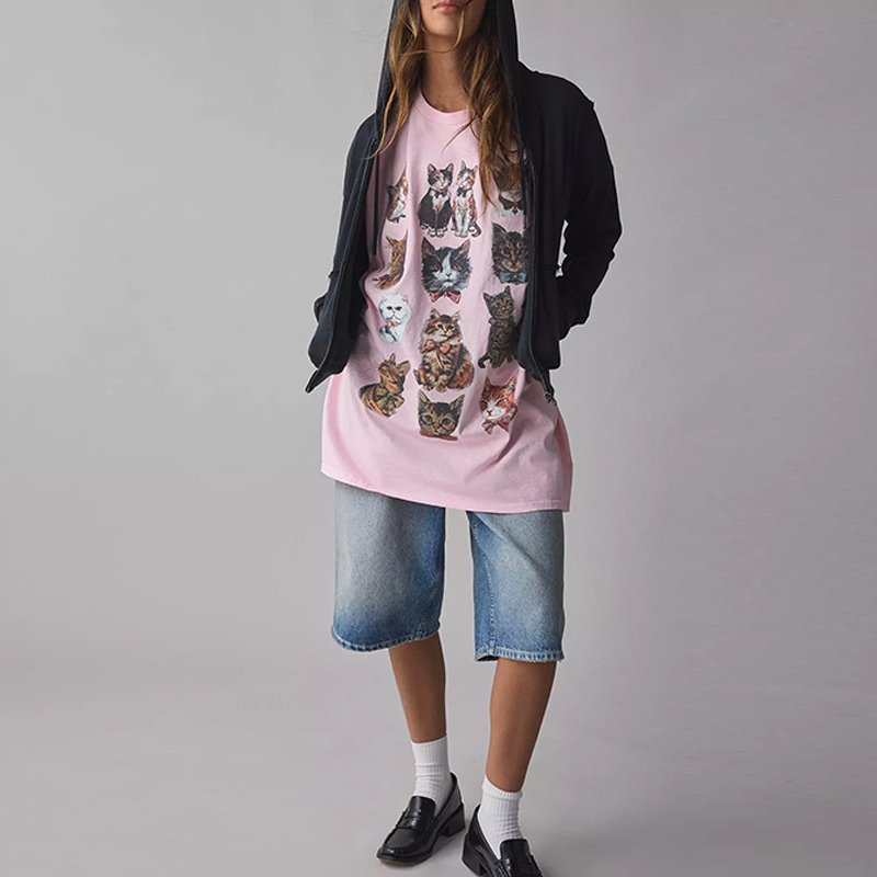 hongfeng offers oversized t-shirts women with unique cat pattern designs for a stylish look.